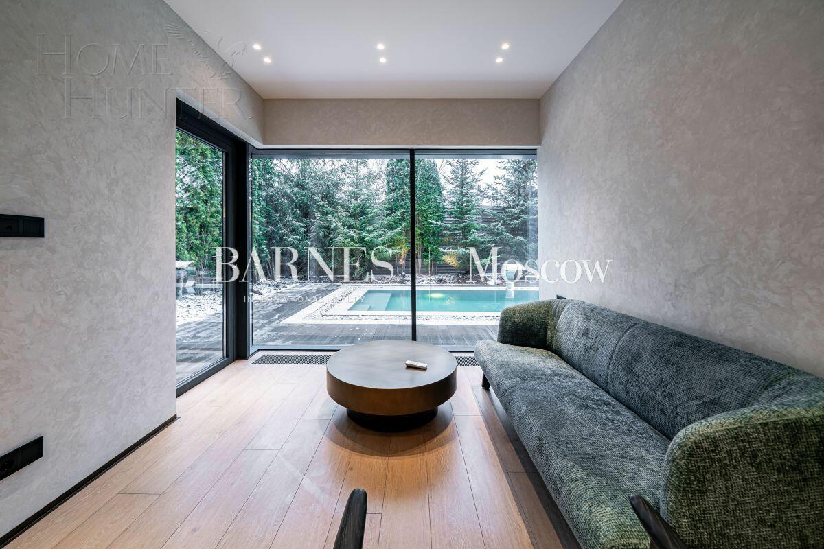 2-этажный коттедж 663 м² с отделкой