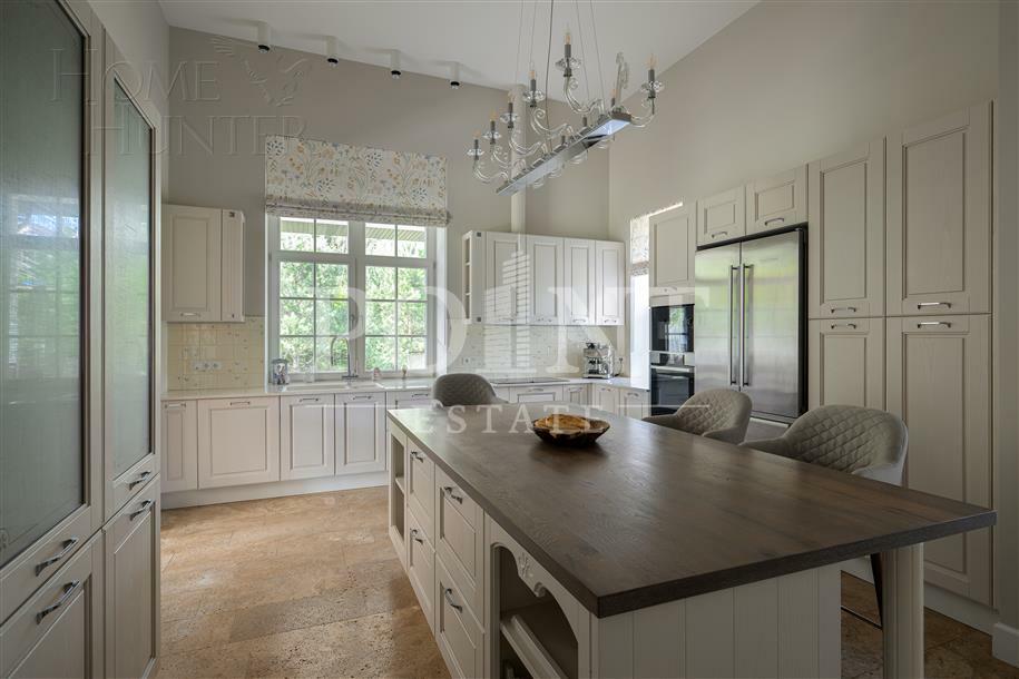 1-этажный коттедж 712 м² с отделкой