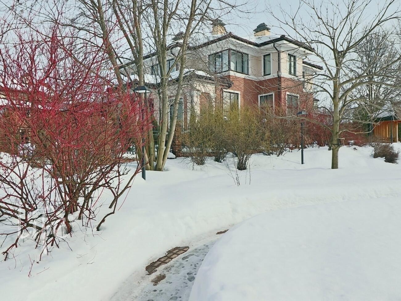 2-этажный коттедж 593 м² с отделкой