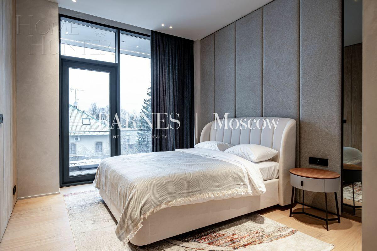 2-этажный коттедж 663 м² с отделкой