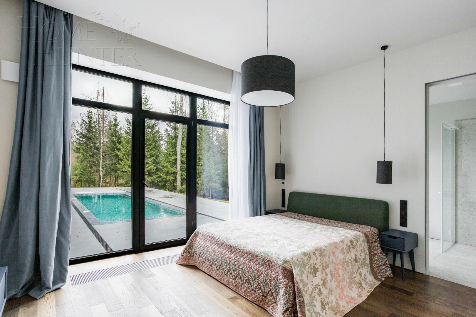 1-этажный коттедж 440 м² с отделкой