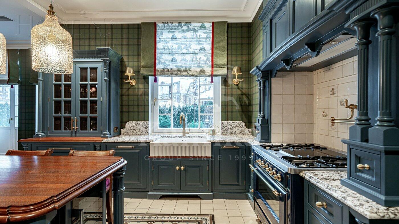 2-этажный таунхаус 420 м² с отделкой