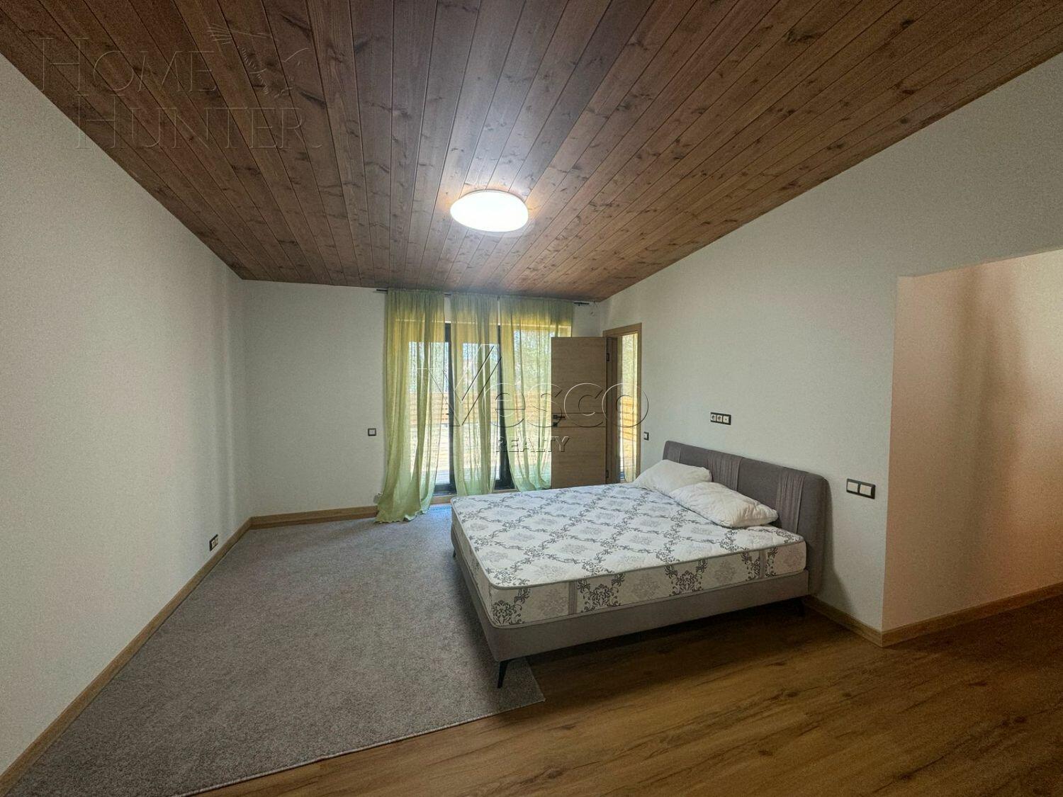 2-этажный коттедж 1 550 м² без отделки
