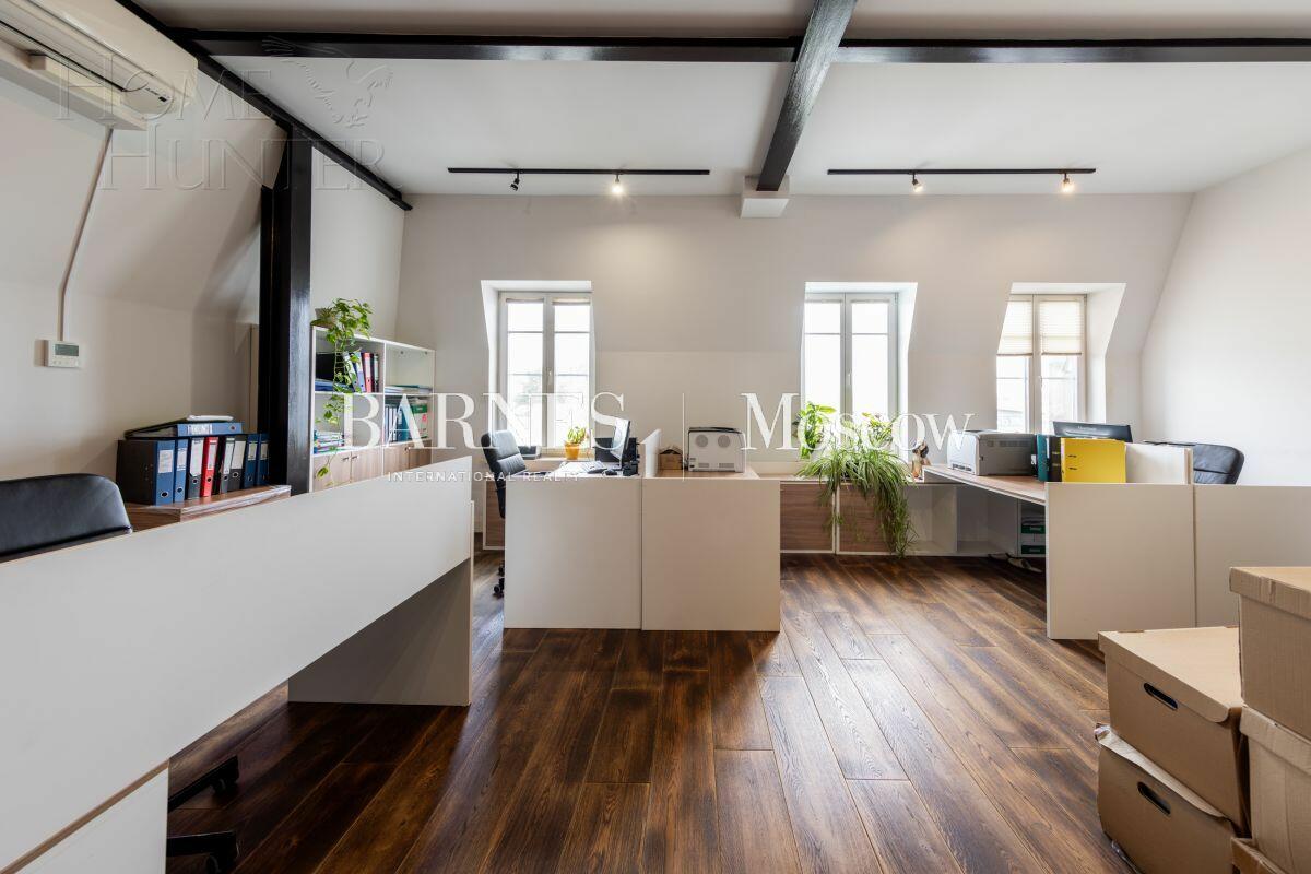 3-этажный таунхаус 395 м² с отделкой