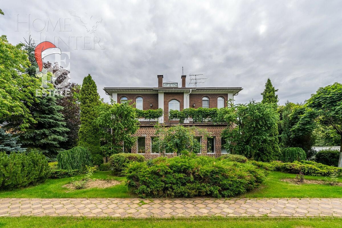 2-этажный коттедж 461.4 м² с отделкой