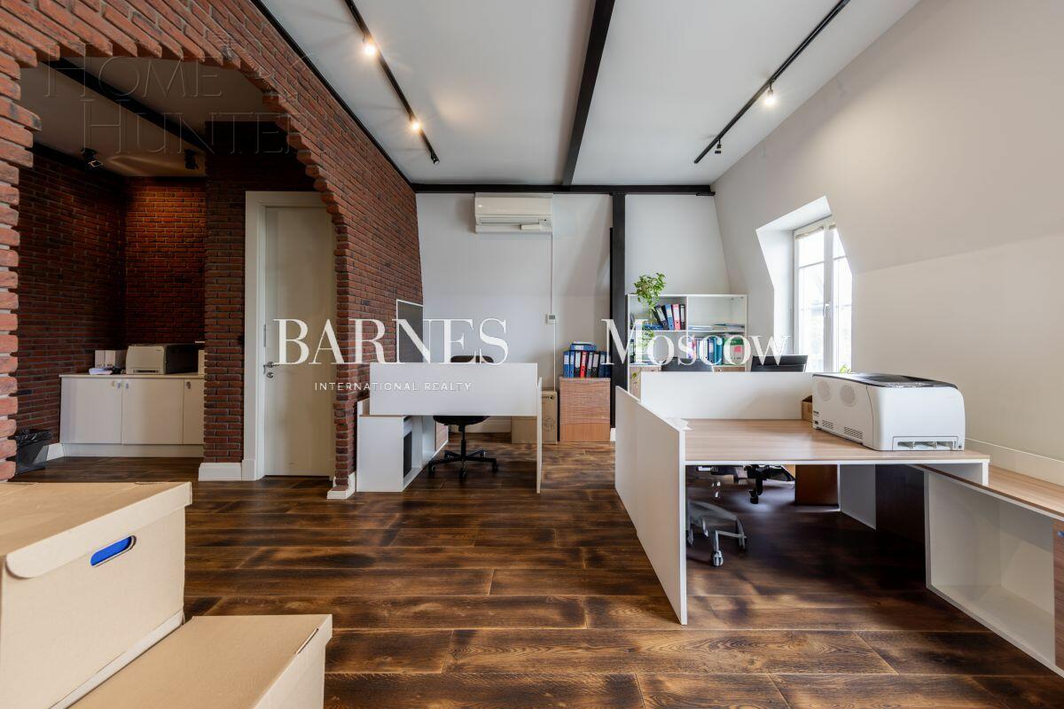 3-этажный таунхаус 395 м² с отделкой