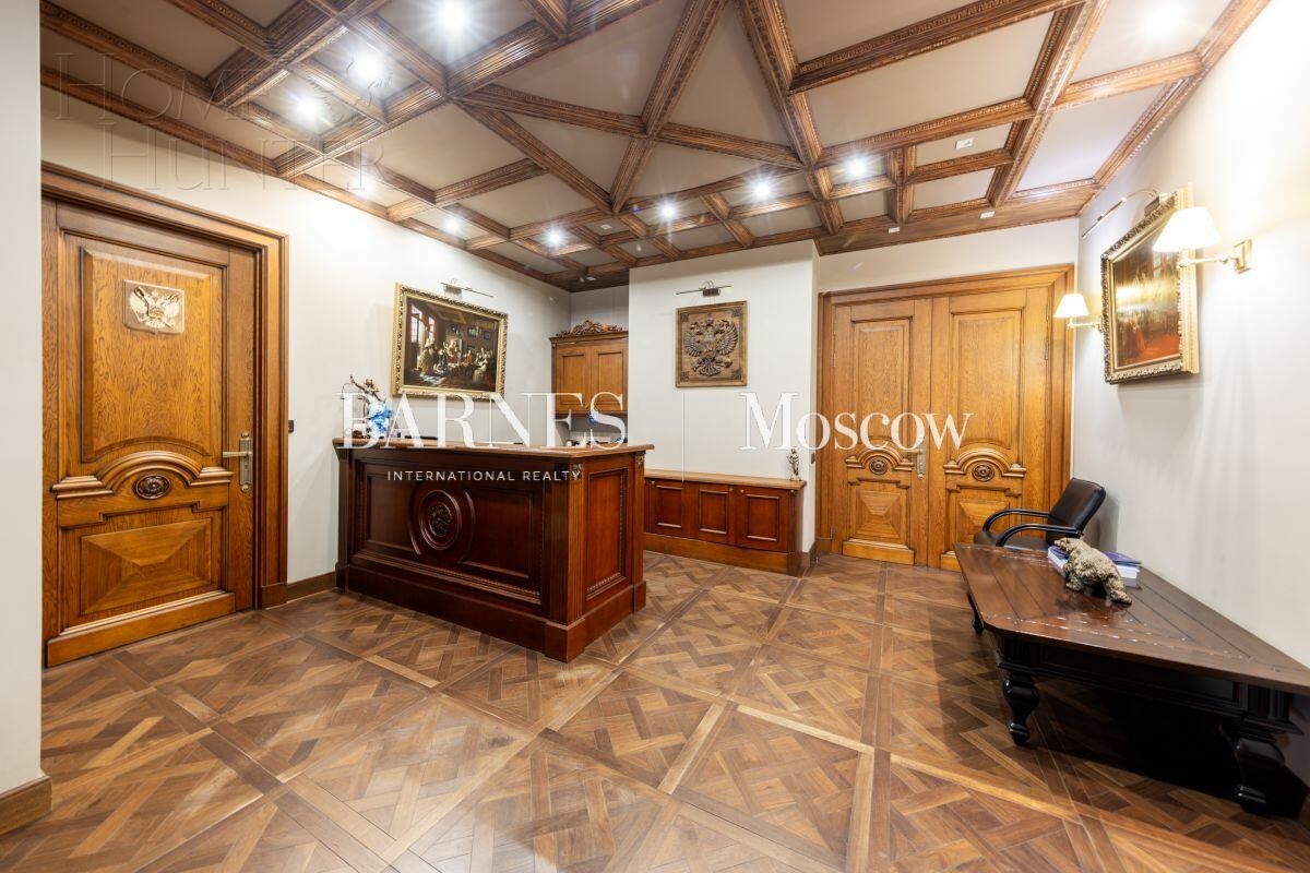 3-этажный таунхаус 395 м² с отделкой