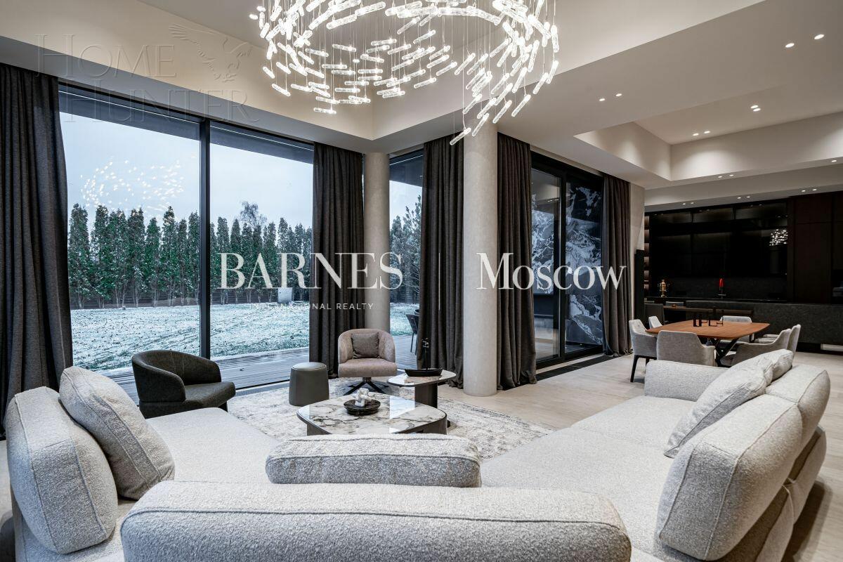 2-этажный коттедж 663 м² с отделкой