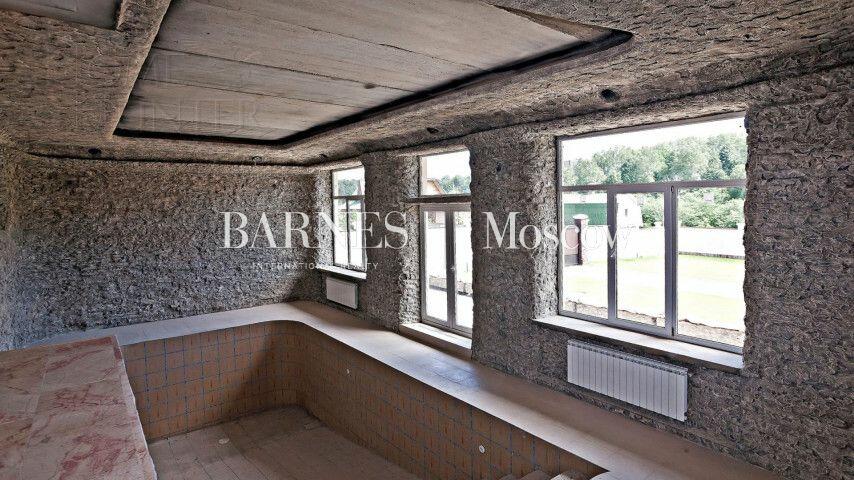 2-этажный коттедж 1 000 м² с отделкой