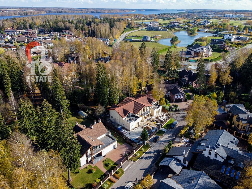 2-этажный коттедж 313 м² с отделкой