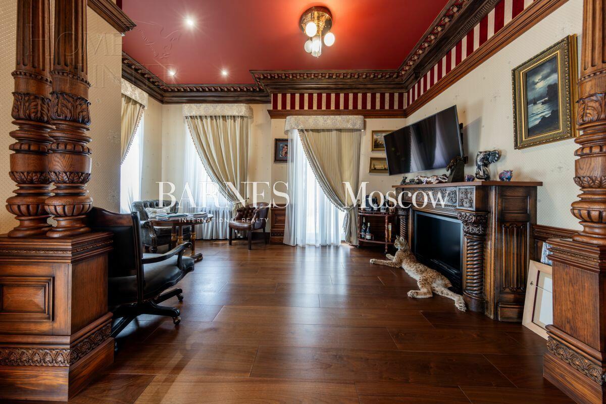 3-этажный таунхаус 395 м² с отделкой