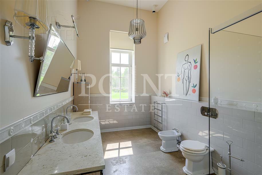 1-этажный коттедж 712 м² с отделкой