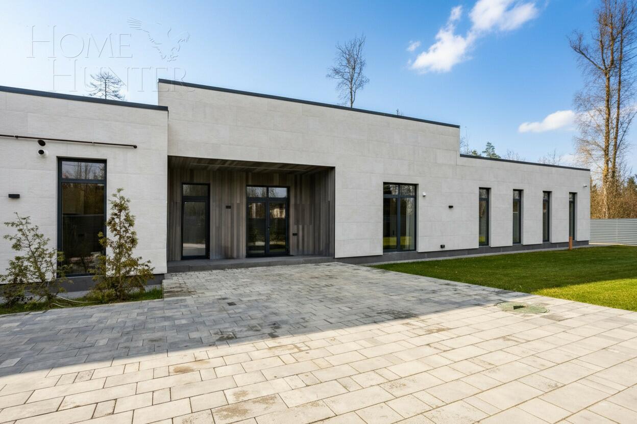 1-этажный коттедж 440 м² с отделкой