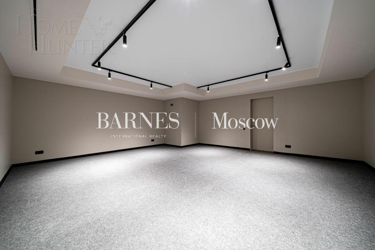 2-этажный коттедж 663 м² с отделкой