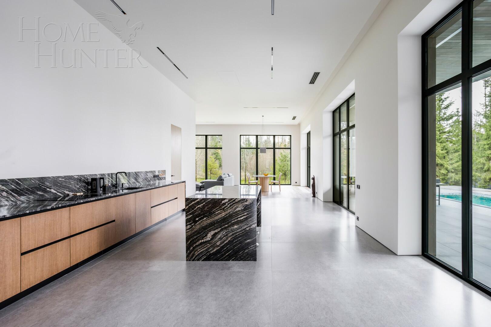 1-этажный коттедж 440 м² с отделкой
