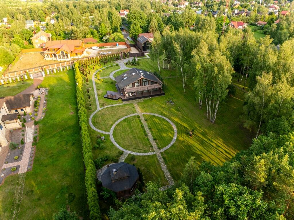 2-этажный коттедж 677 м² с отделкой