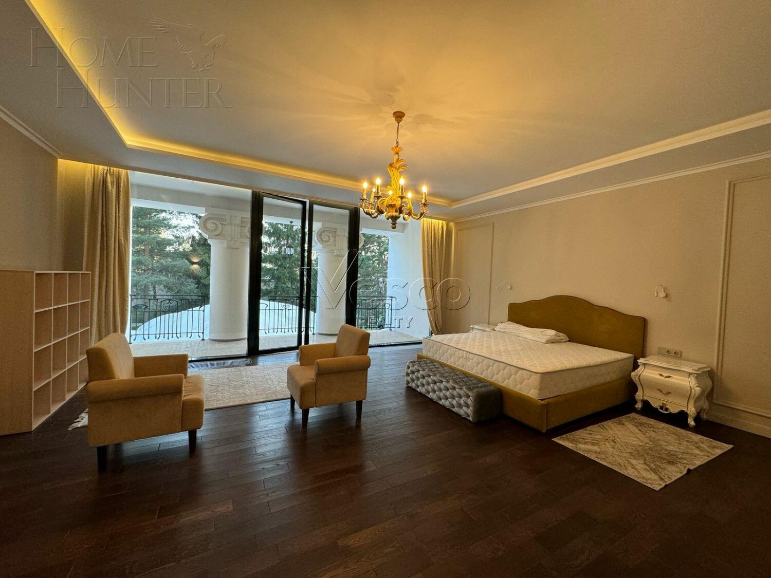 2-этажный коттедж 1 550 м² без отделки