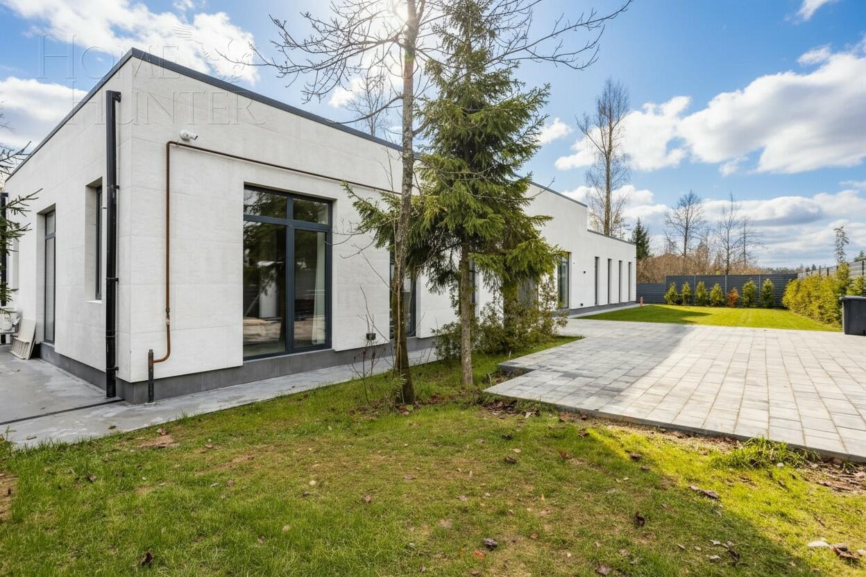 1-этажный коттедж 440 м² с отделкой