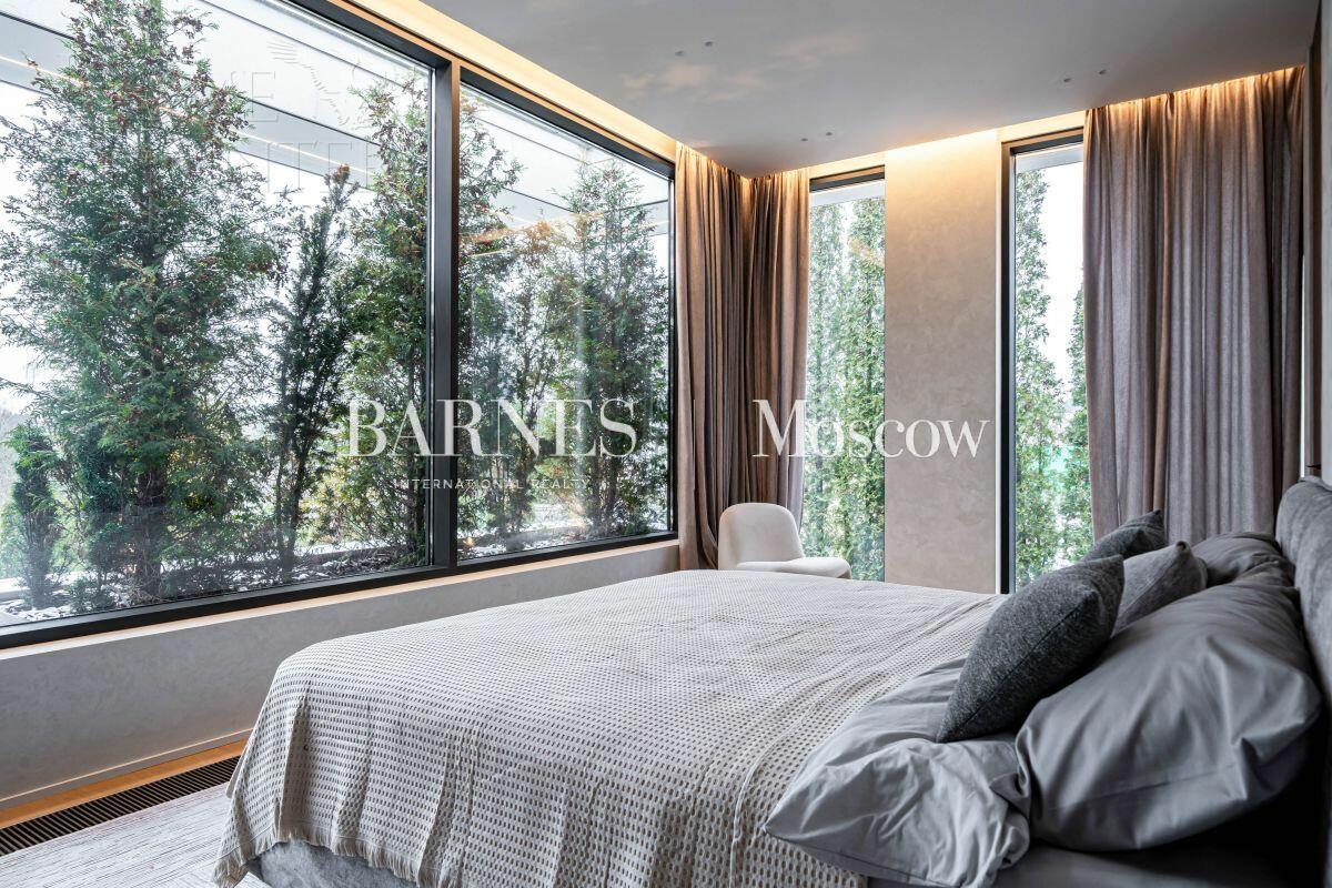 2-этажный коттедж 663 м² с отделкой