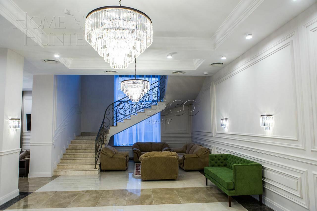 2-этажный коттедж 3 550 м² с отделкой