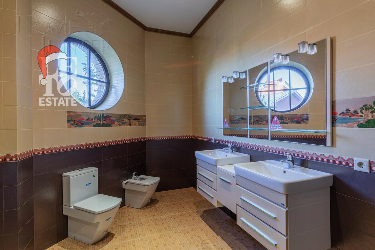 3-этажный коттедж 788 м² с отделкой