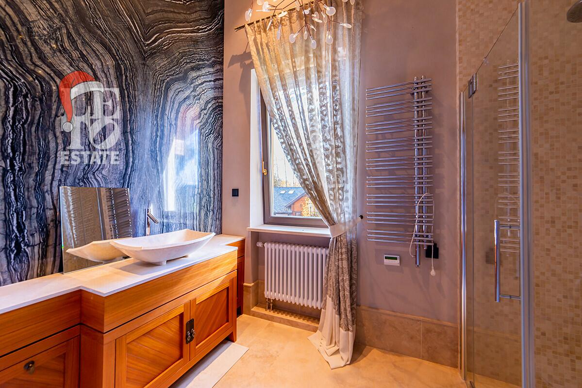 2-этажный коттедж 313 м² с отделкой