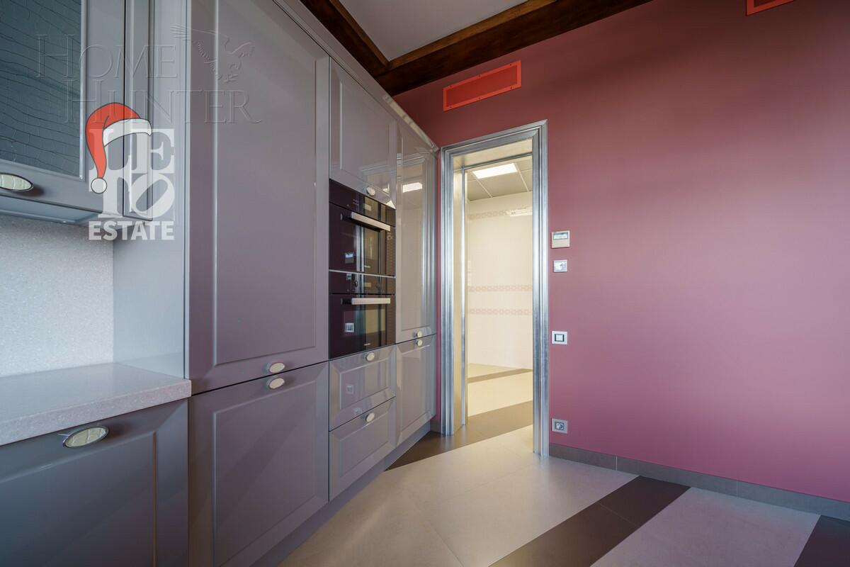 2-этажный коттедж 745 м² с отделкой