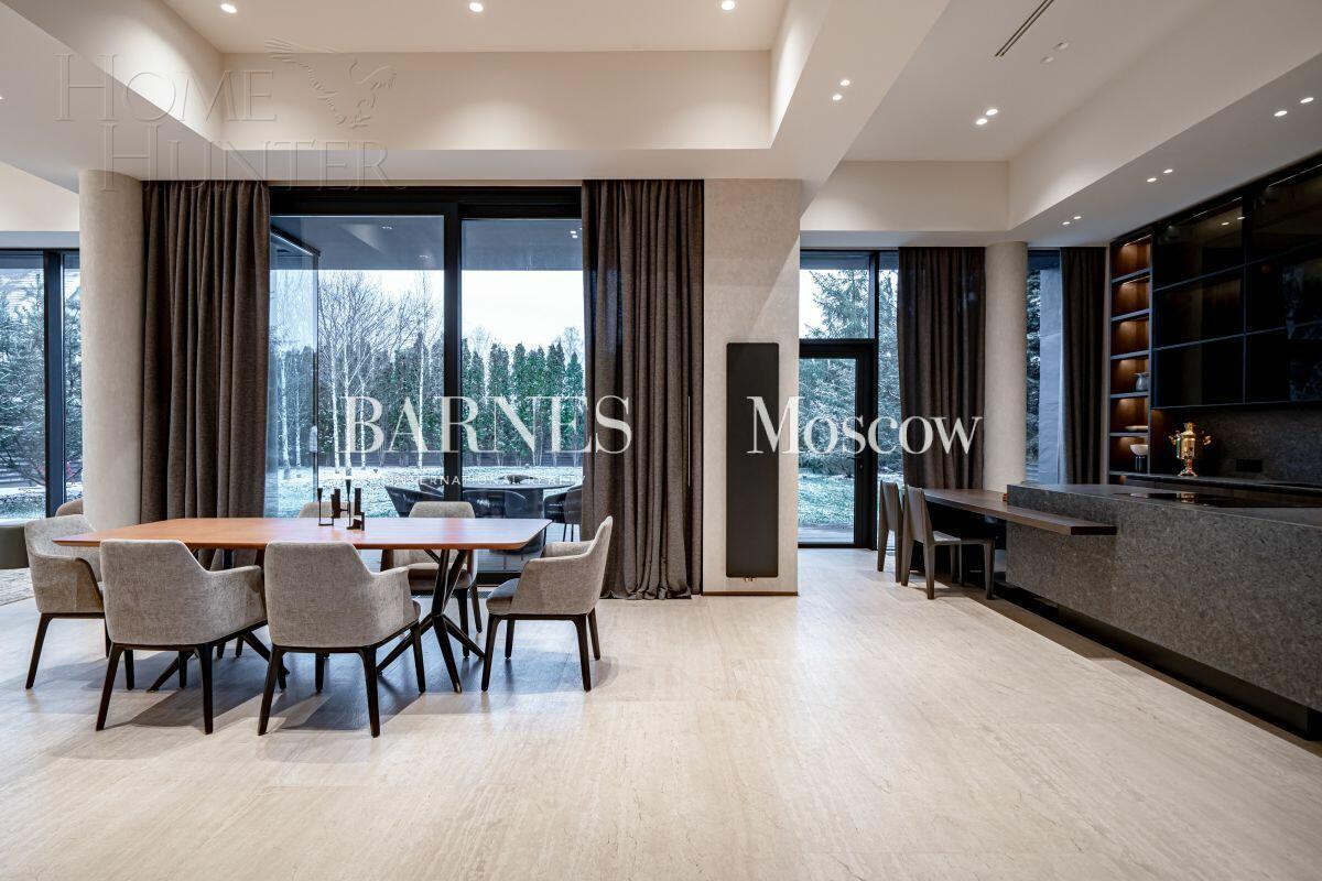 2-этажный коттедж 663 м² с отделкой