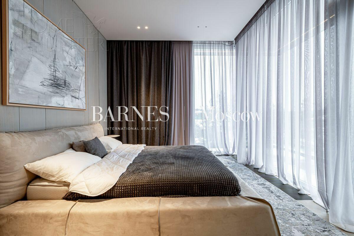 2-этажный коттедж 663 м² с отделкой