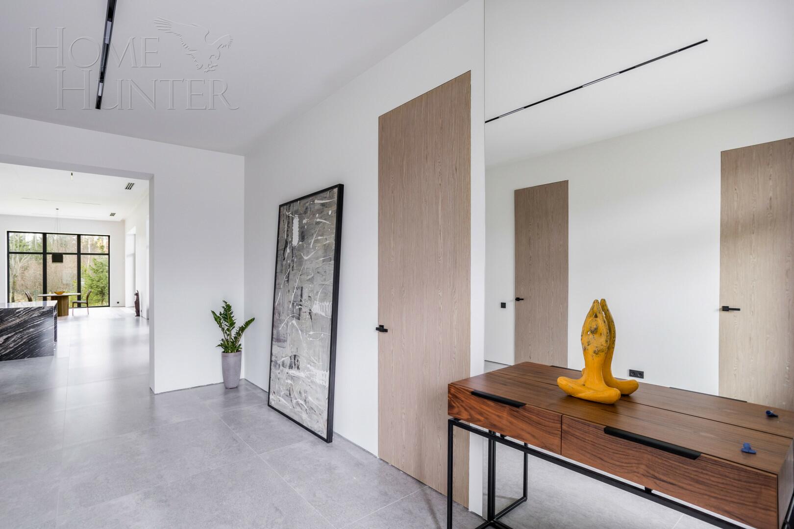 1-этажный коттедж 440 м² с отделкой