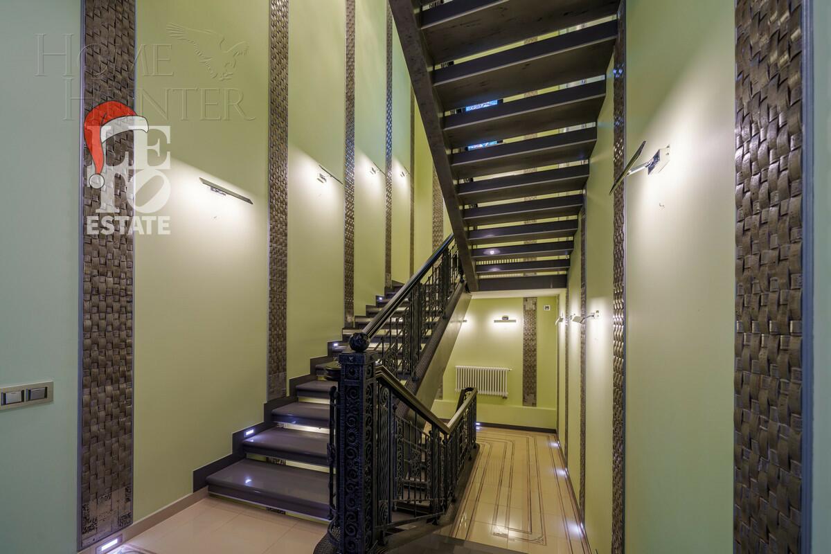 2-этажный коттедж 745 м² с отделкой