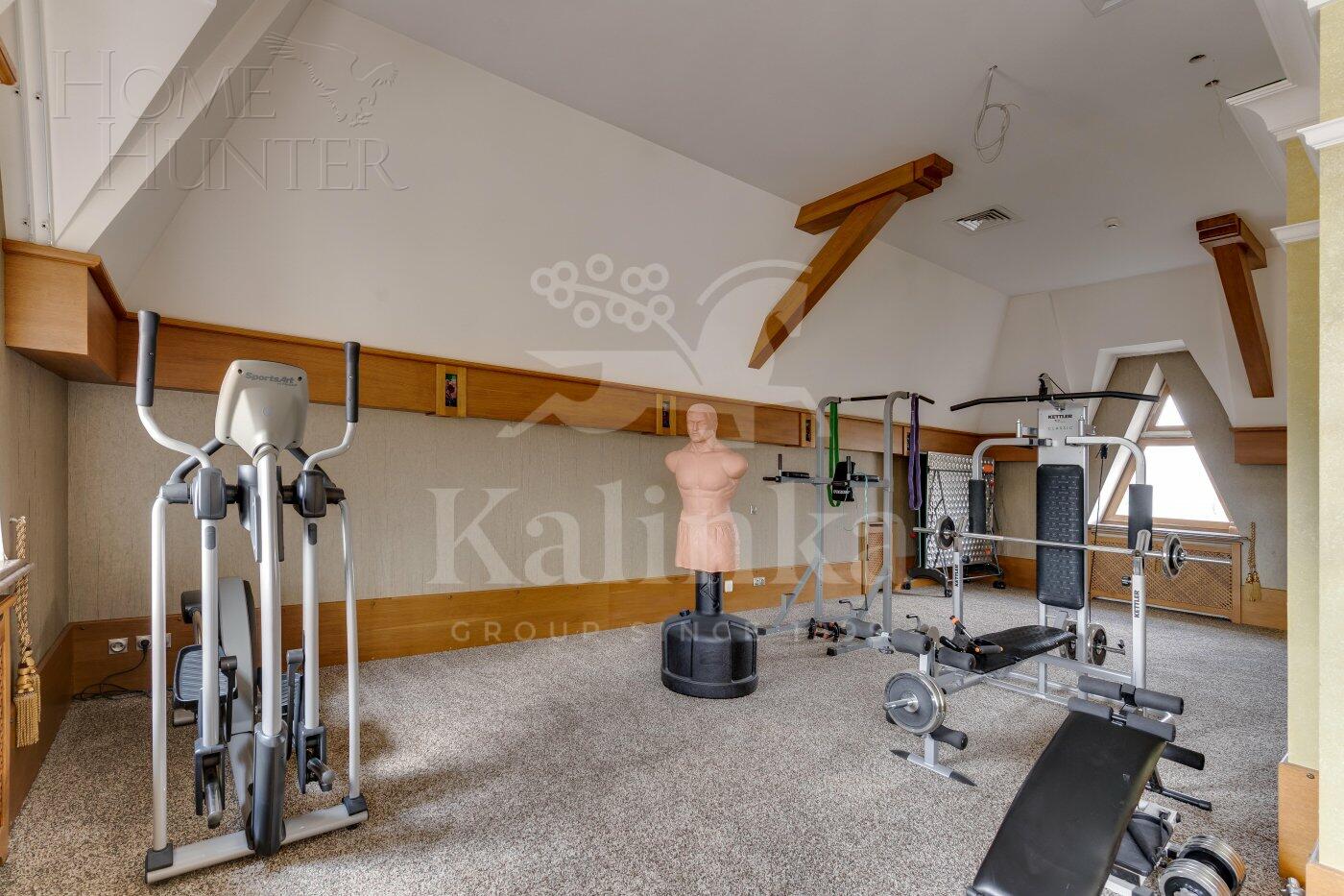 3-этажный коттедж 553 м² с отделкой