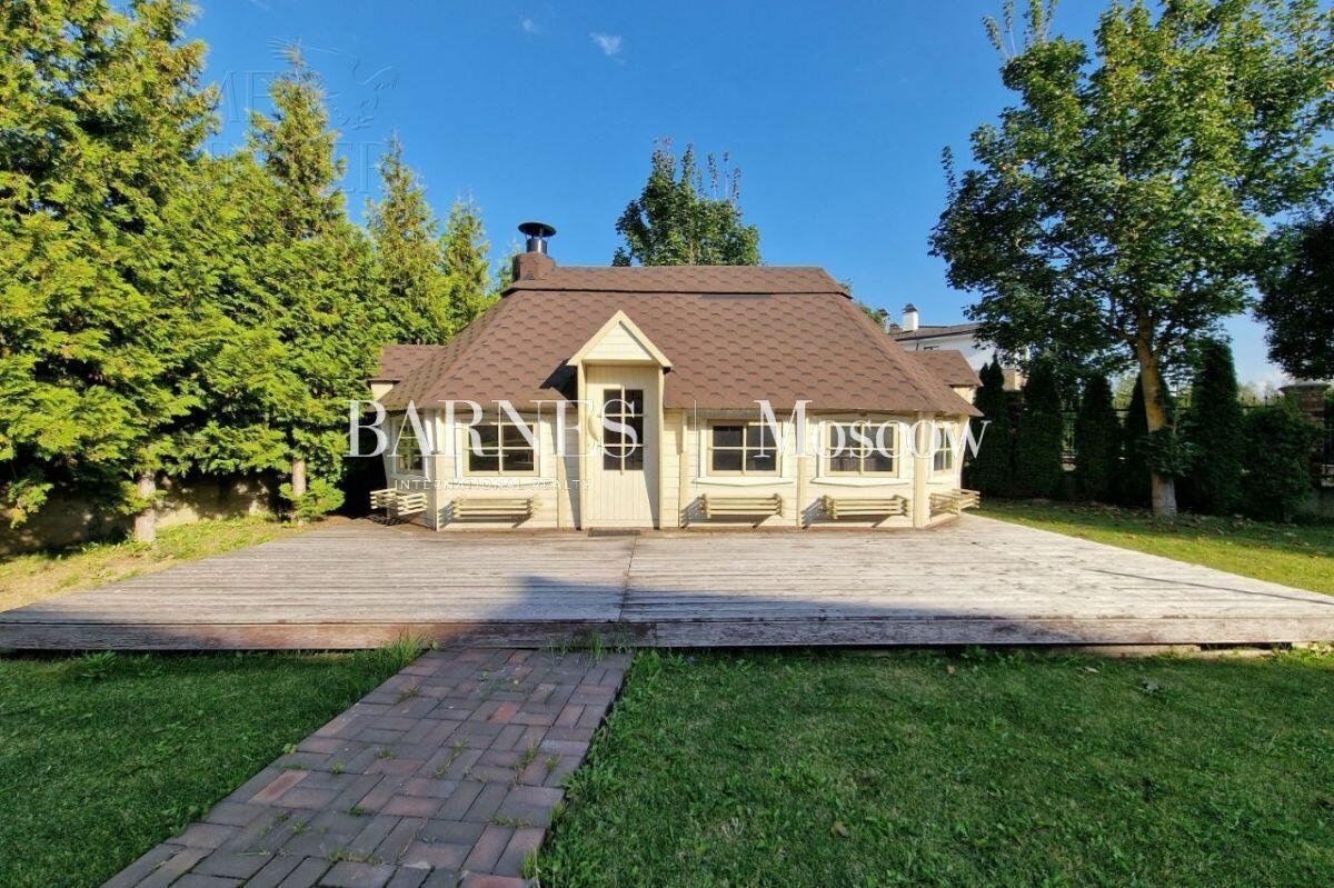 2-этажный коттедж 593 м² с отделкой