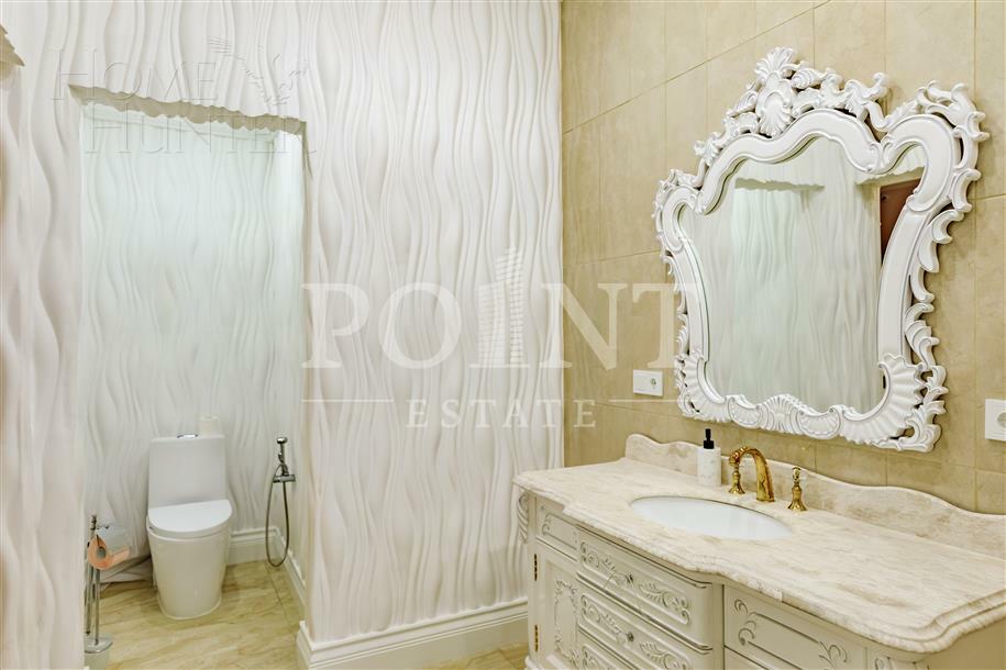 2-этажный коттедж 1 667 м² с отделкой