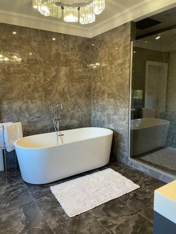 2-этажный коттедж 400 м² с отделкой