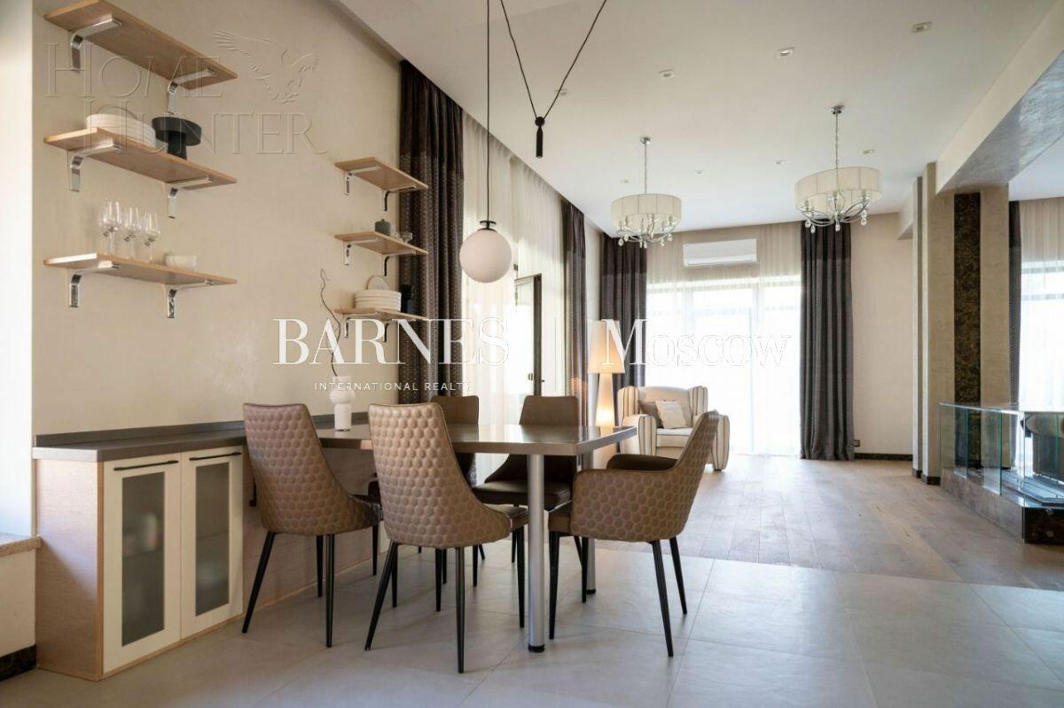 2-этажный коттедж 593 м² с отделкой