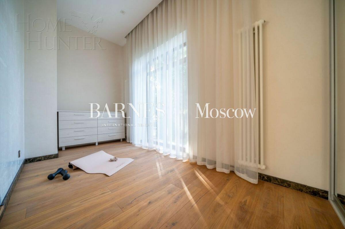 2-этажный коттедж 593 м² с отделкой