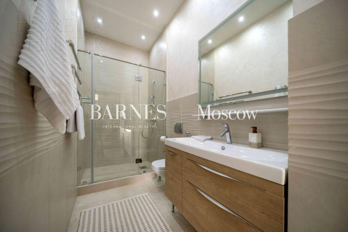 2-этажный коттедж 593 м² с отделкой