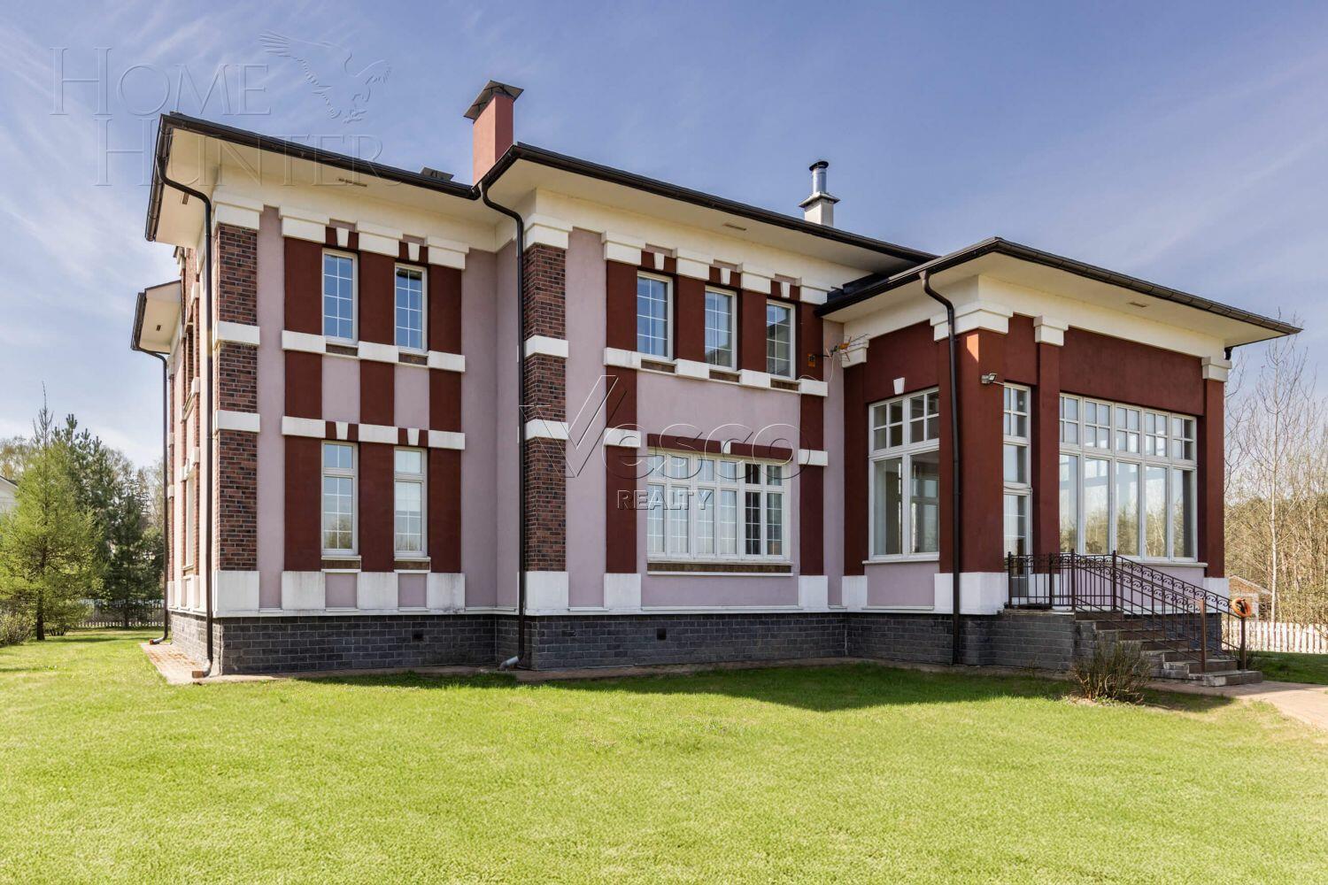 2-этажный коттедж 343.5 м² с отделкой