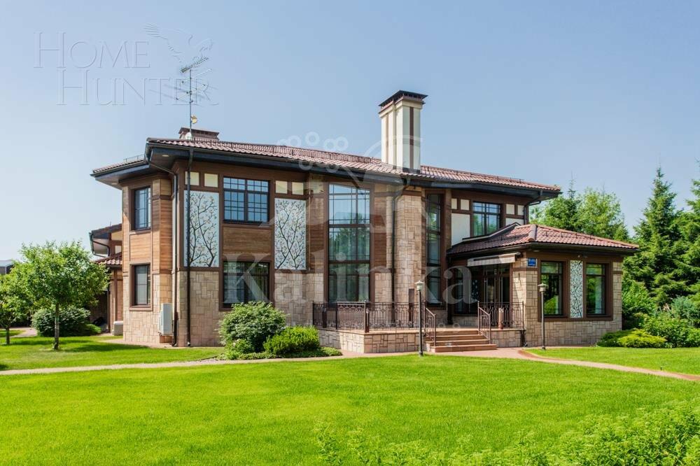 2-этажный коттедж 620 м² с отделкой