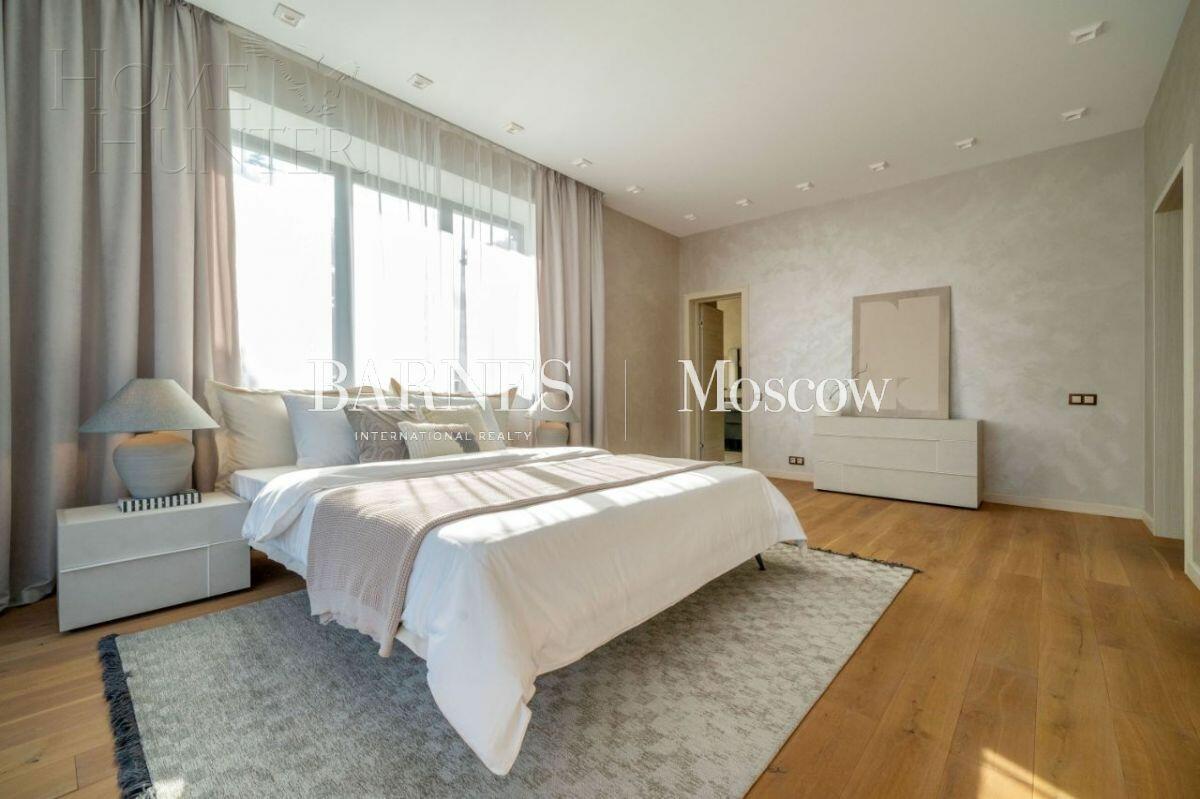 2-этажный коттедж 593 м² с отделкой