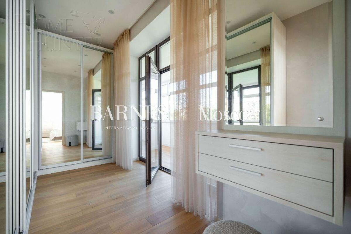 2-этажный коттедж 593 м² с отделкой