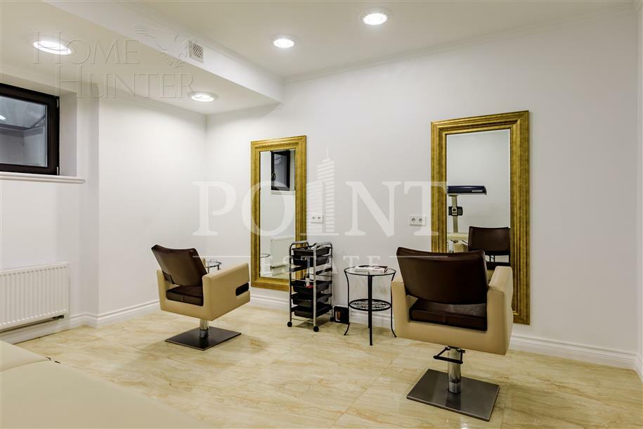 2-этажный коттедж 1 667 м² с отделкой