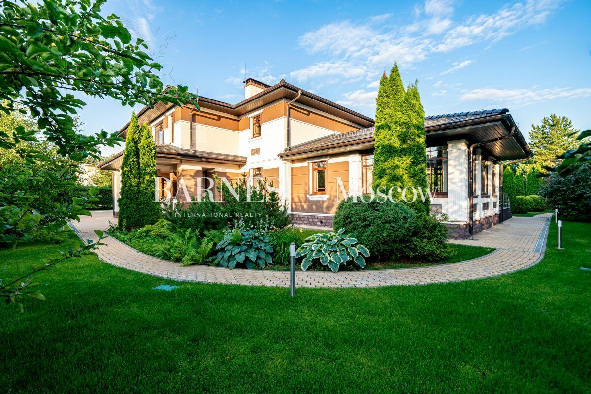 2-этажный коттедж 1 157 м² с отделкой