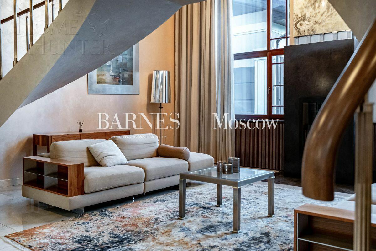 2-этажный коттедж 1 157 м² с отделкой