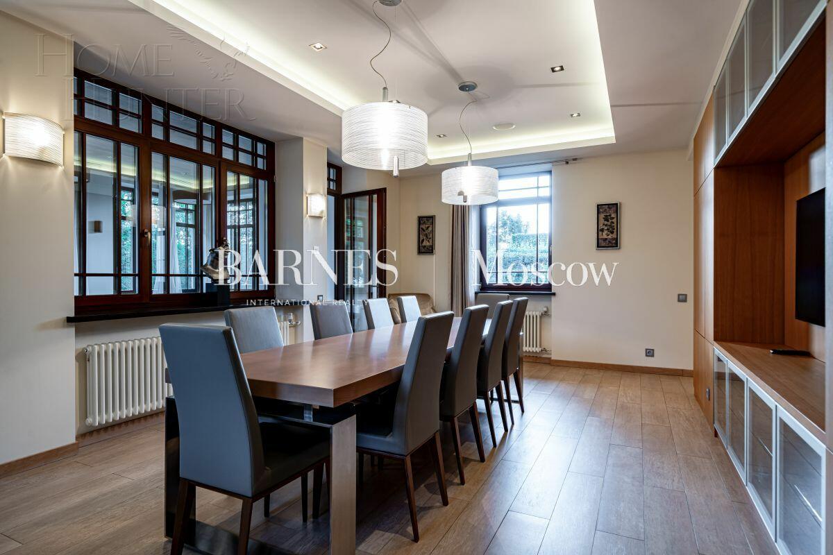 2-этажный коттедж 1 157 м² с отделкой