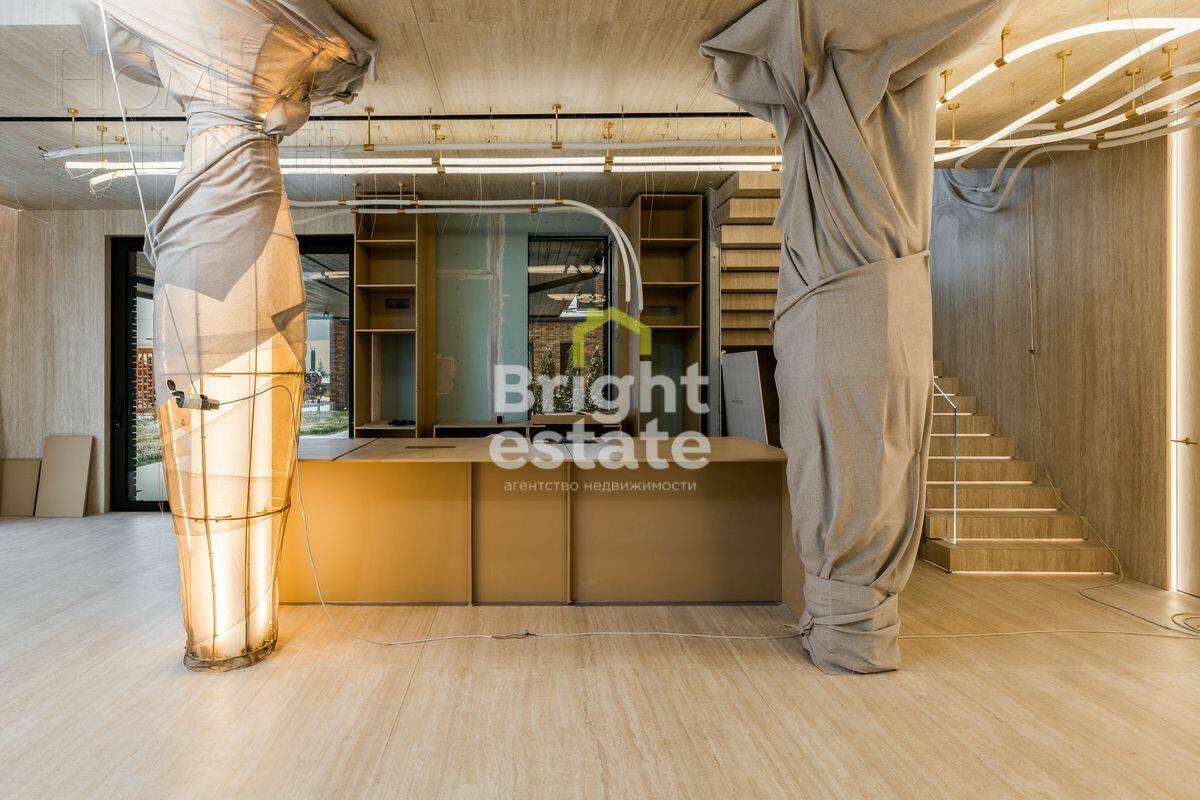 2-этажный коттедж 389 м² с отделкой