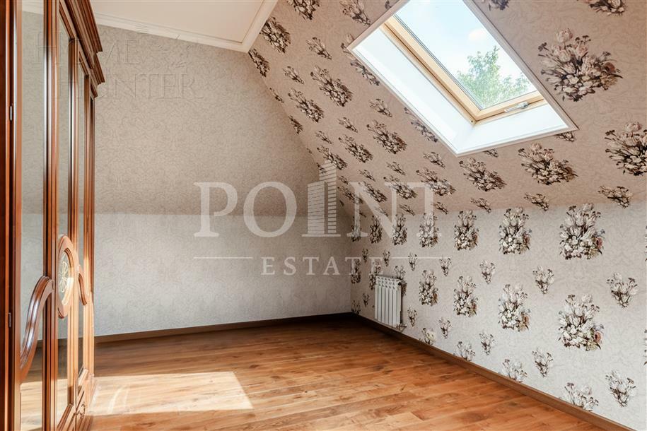 КОТТЕДЖ 1 018 м² с отделкой