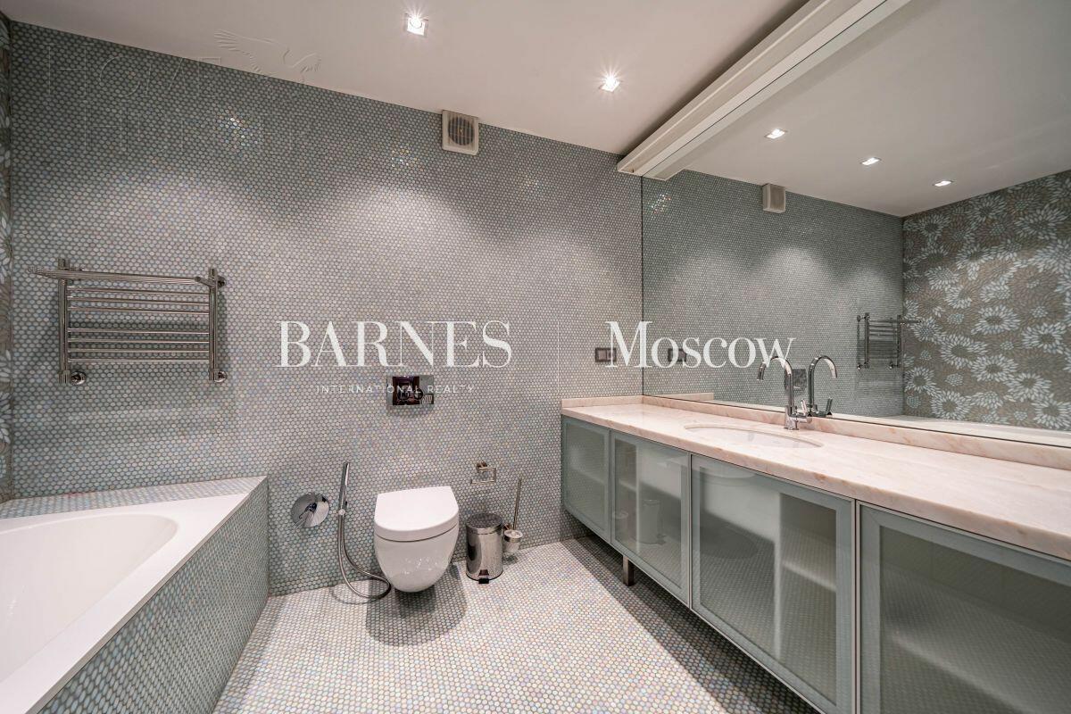 2-этажный коттедж 1 157 м² с отделкой