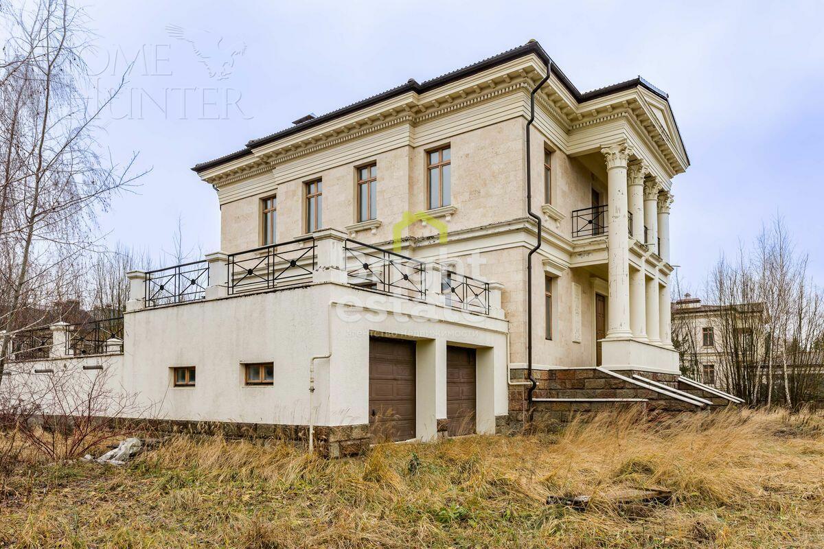 2-этажный коттедж 688 м² без отделки